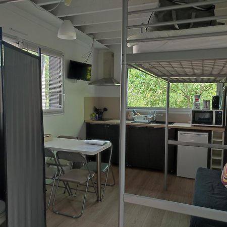 Studio meublé 1 pièce entièrement équipé sans cloisons séparatives Chavagnes-en-Paillers Exterior foto